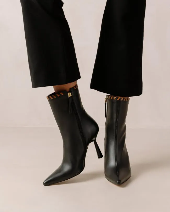 ALOHAS Boots Leo Black 8211 Women