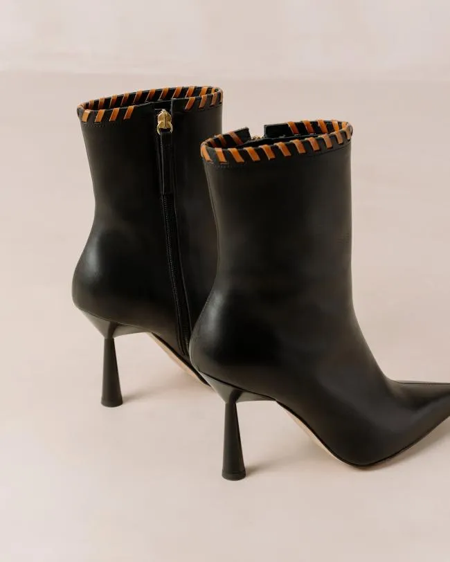 ALOHAS Boots Leo Black 8211 Women