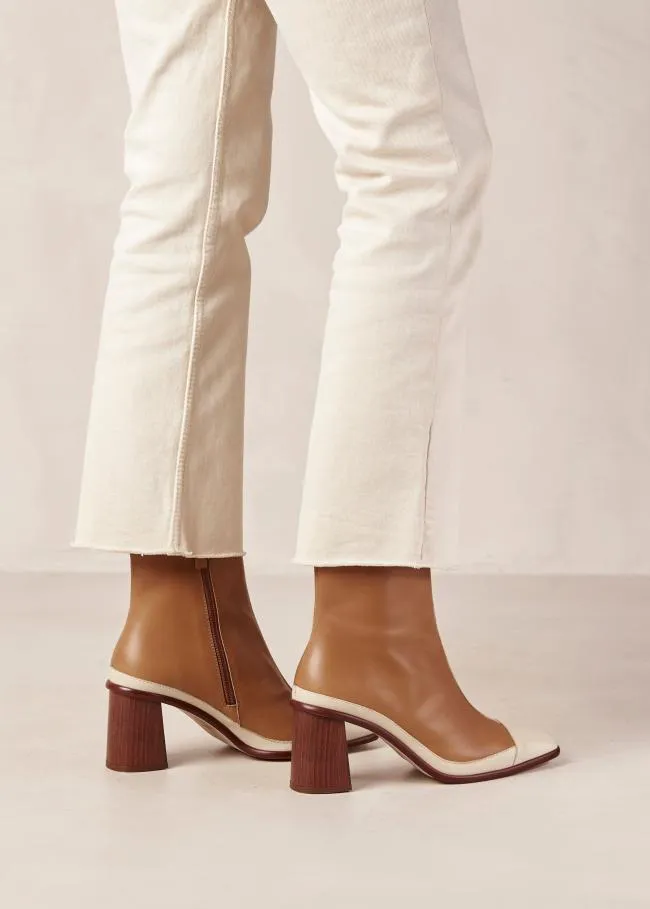 ALOHAS Boots West Retro 8211 Brown And Cream Leather Boots 8211 Women