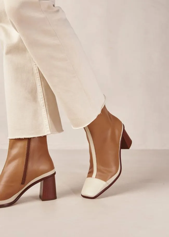 ALOHAS Boots West Retro 8211 Brown And Cream Leather Boots 8211 Women