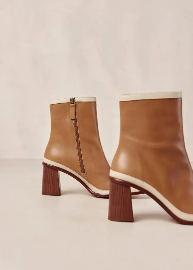 ALOHAS Boots West Retro 8211 Brown And Cream Leather Boots 8211 Women