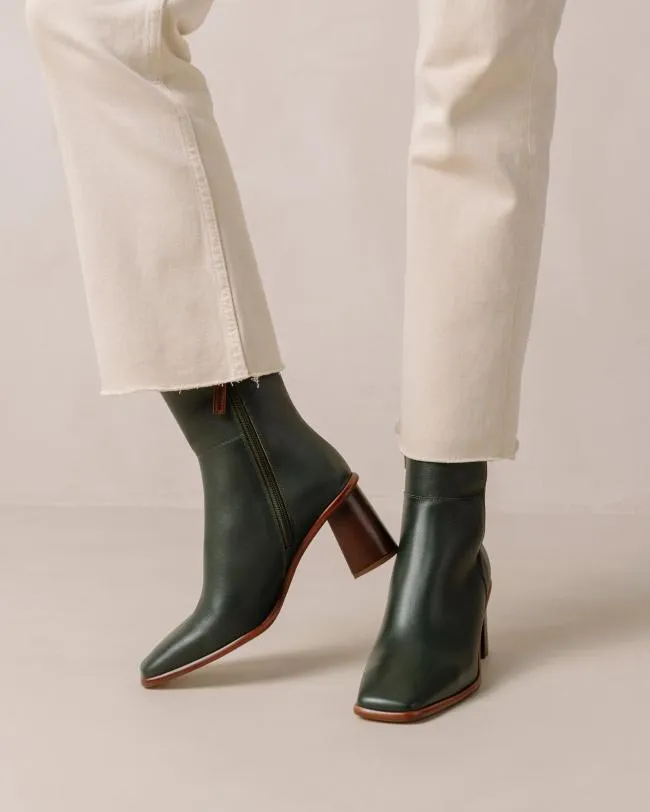 ALOHAS Boots West Vintage 8211 Dark Green Leather Boots 8211 Women