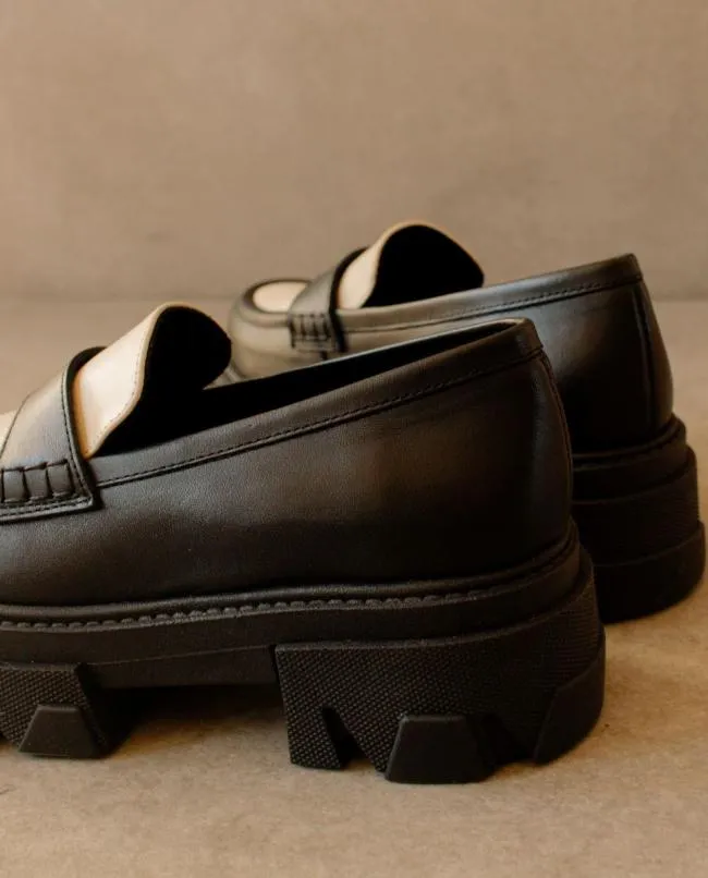ALOHAS Loafers Trailblazer Bicolor 8211 Black And White Leather Loafers 8211 Women