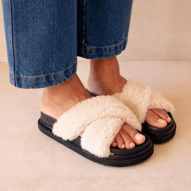ALOHAS Mules Cloud 8211 White Shearling Slippers 8211 Women