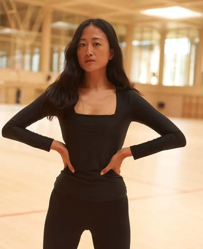 ALOHAS Sportswear Core 8211 Black Long Sleeve Top 8211 Women