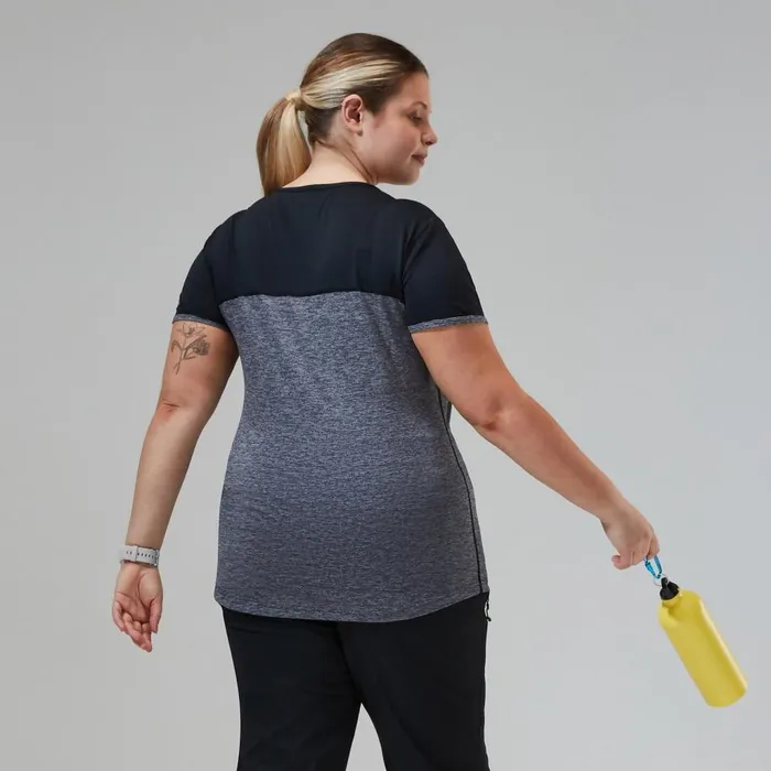Berghaus TShirts Voyager Tech Tee Short Sleeve Crew 8211 Dark Grey Black 8211 Women