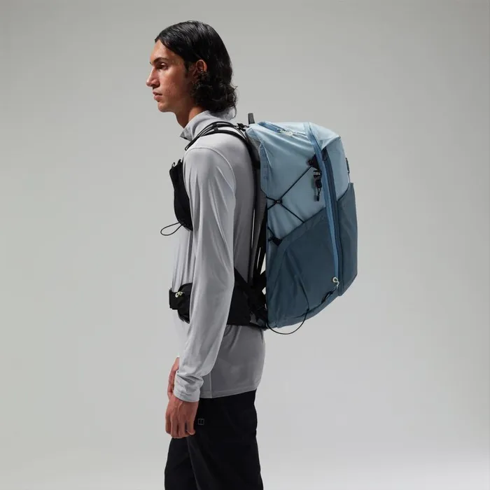 Berghaus Travel 3D Freeflow 305L Rucksack Light Blue 8211 MenWomen Berghaus Travel 3D Freeflow 305L Rucksack Light Blue 8211 MenWomen