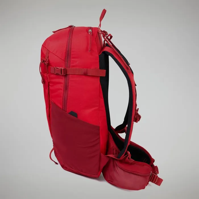 Berghaus Travel Remote Hike 25 8211 RedDark Red 8211 MenWomen