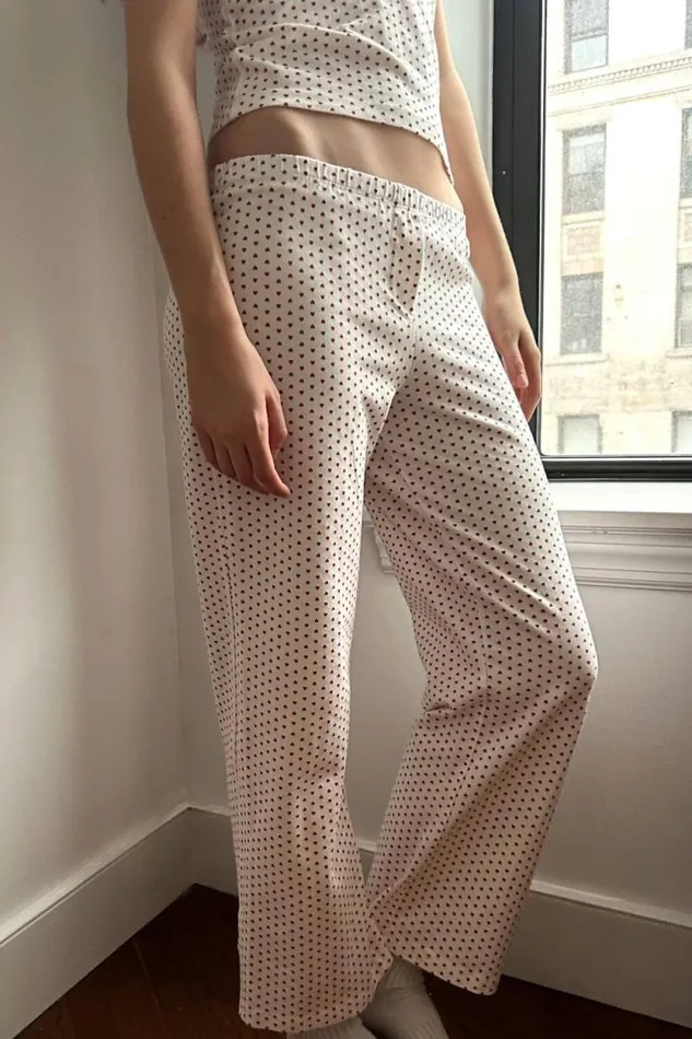 Brandy Melville Pajamas Keira Red Heart Sweatpants Ivory 8211 Women
