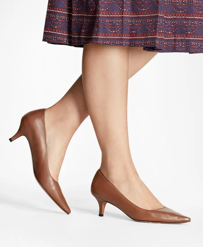 Brooks Brothers Shoes and Belts Leather PointToe Pumps Brown 8211 Women Brooks Brothers Shoes and Belts Leather PointToe Pumps Brown 8211 Women