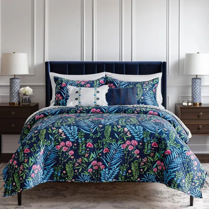 Draper James Bedding Women Audra Velvet Quilt Set