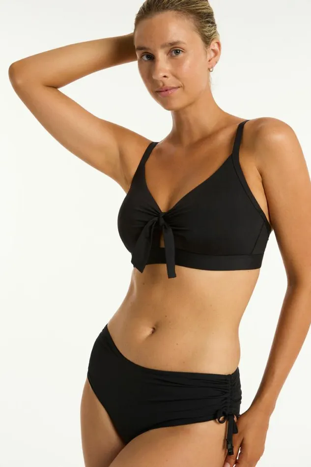 Essentials Edit Mid Drawstring Pant Eco Essentials Black Women Sea Level Bottoms Essentials Edit Mid Drawstring Pant Eco Essentials Black Women Sea Level Bottoms