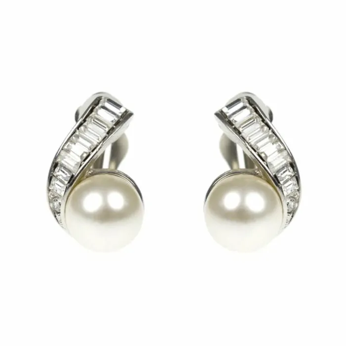 Kenneth Jay Lane Clear Crystal Earrings Women Barbara Bush Pearl And Crystal Swirl ClipOn Earrings Kenneth Jay Lane Clear Crystal Earrings Women Barbara Bush Pearl And Crystal Swirl ClipOn Earrings