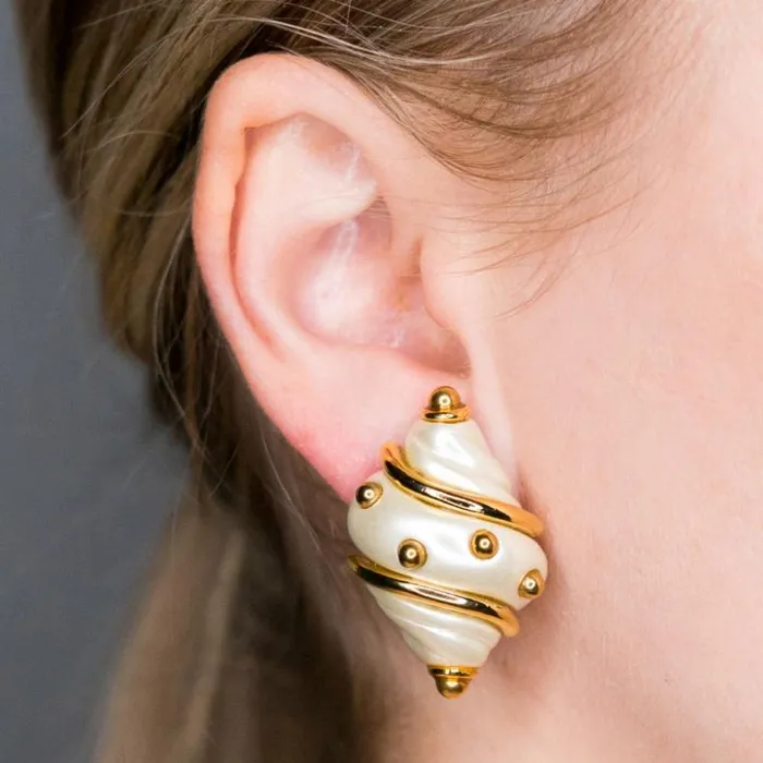 Kenneth Jay Lane Pearl Earrings Women Cultura Pearl Shell With Gold Dots Clip Earrings