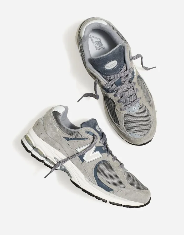Madewell New Balance Unisex 2002R Sneakers Steel Women Sneakers