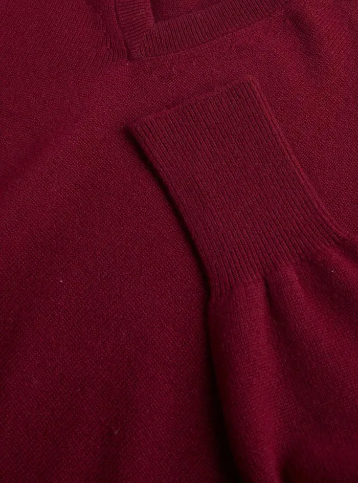 Men Paul Stuart Sweaters Classic Cashmere Double Ply VNeck Sweater Burgundy