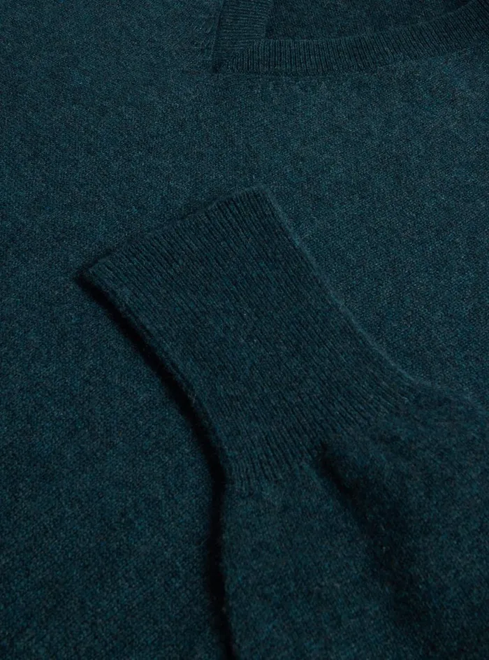 Men Paul Stuart Sweaters Classic Cashmere Double Ply VNeck Sweater Lagoon