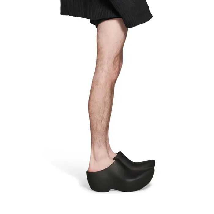 Men Sandals and Mules Balenciaga Technoclog In Black