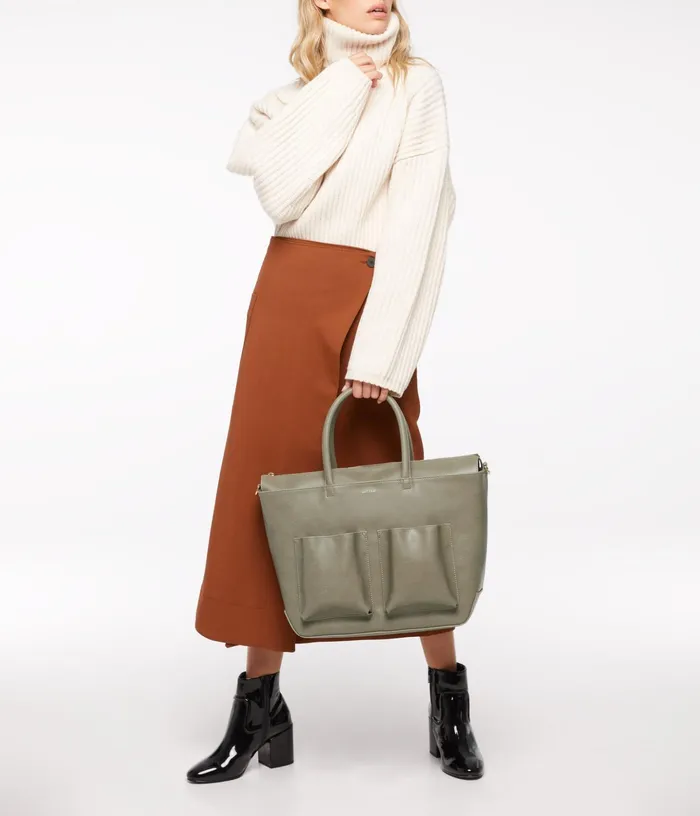 MensWomen Raylanmed Vegan Diaper Bag 8211 Vintage Sage Matt and Nat Weekenders