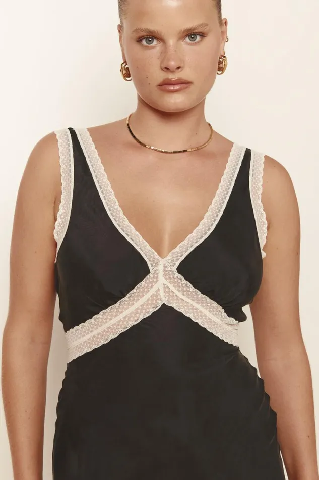 MidiMaxi Dresses Women VRG GRL Meet Me On The Dance Floor Bias Cut Maxi Dress Black MidiMaxi Dresses Women VRG GRL Meet Me On The Dance Floor Bias Cut Maxi Dress Black