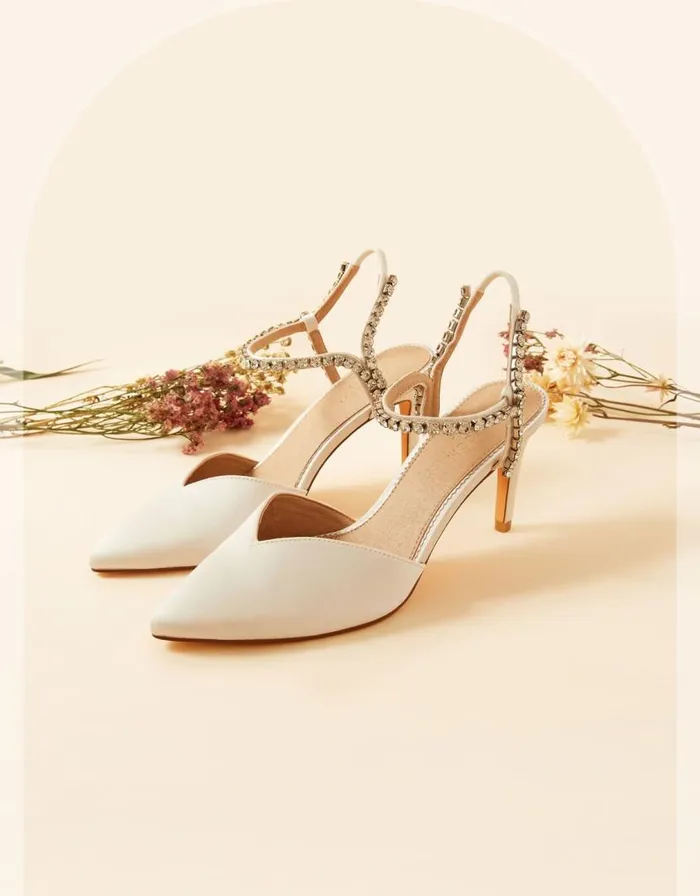 Monsoon Diamante Trim Pointed Toe Bridal Heels Ivory Women Heels Monsoon Diamante Trim Pointed Toe Bridal Heels Ivory Women Heels