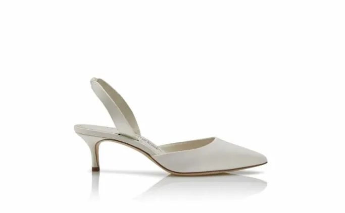 Pumps Women Manolo Blahnik CAROLYNE BRIDEWhite Satin Slingback Pumps Pumps Women Manolo Blahnik CAROLYNE BRIDEWhite Satin Slingback Pumps