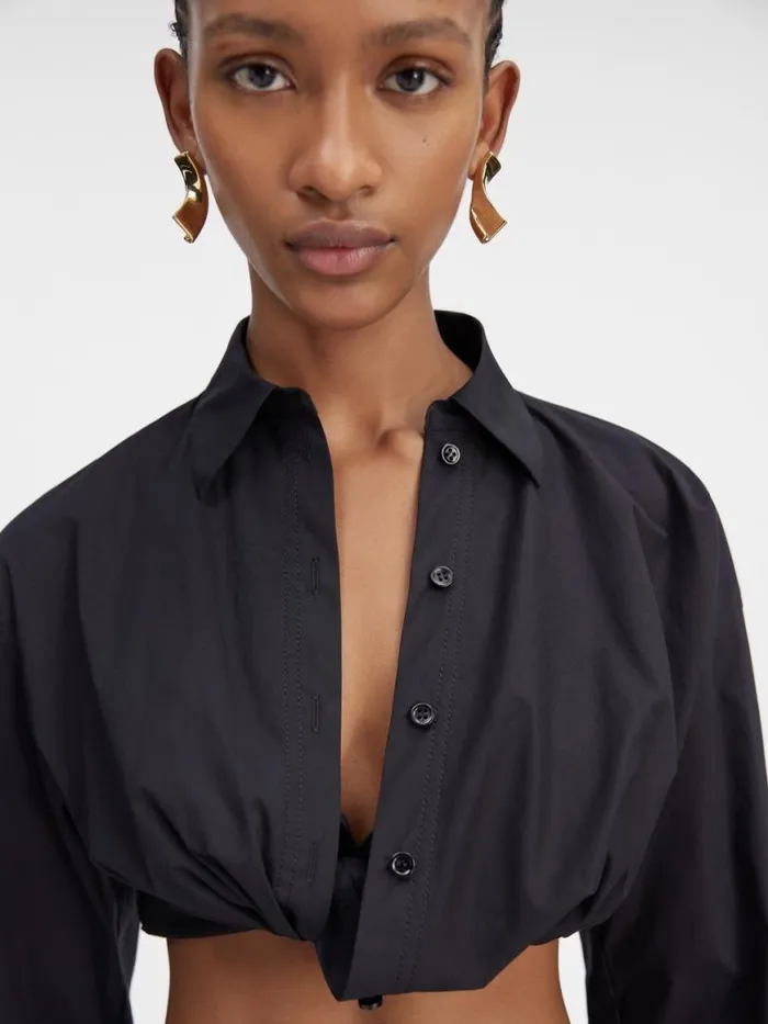 The Bahia Cropped Shirt Black Women JACQUEMUS Tops and Shirts The Bahia Cropped Shirt Black Women JACQUEMUS Tops and Shirts