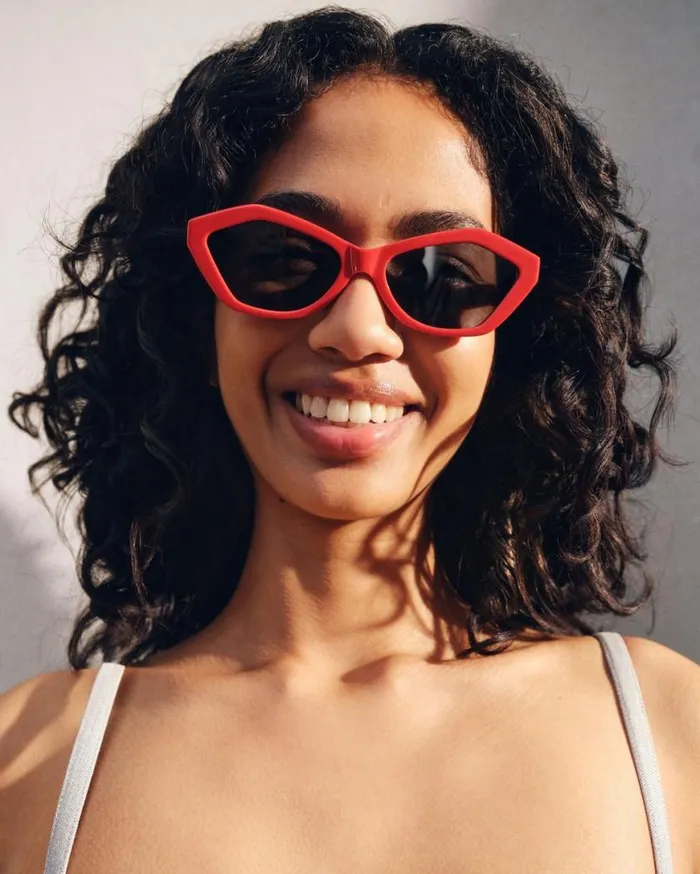The Bambino Sunglasses Red WomenMen JACQUEMUS Sunglasses The Bambino Sunglasses Red WomenMen JACQUEMUS Sunglasses