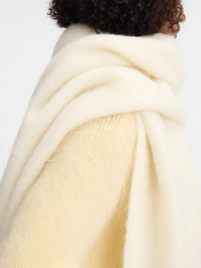 The Carro Scarf Offwhite WomenMen JACQUEMUS Scarves Beanies and Gloves The Carro Scarf Offwhite WomenMen JACQUEMUS Scarves Beanies and Gloves
