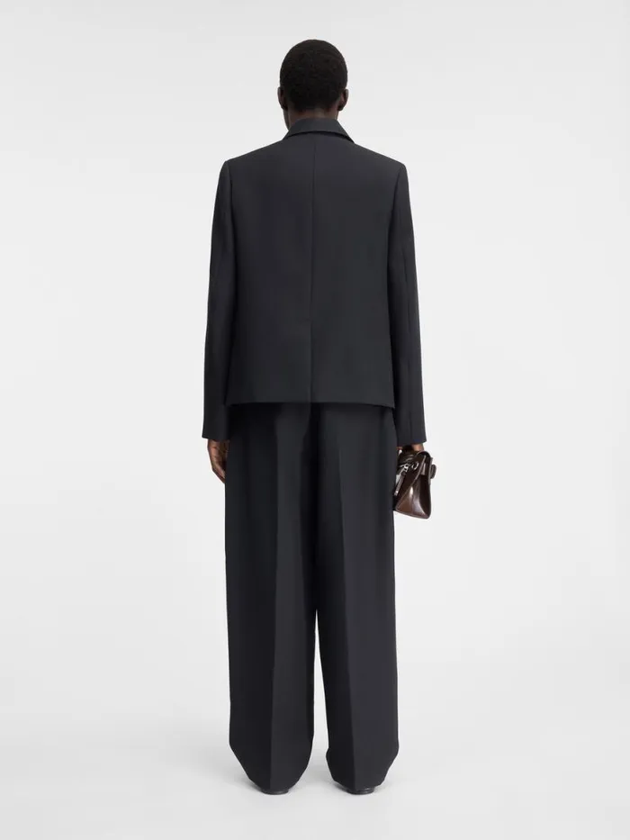 The Giacca Jacket Black Men JACQUEMUS Coats and Jackets The Giacca Jacket Black Men JACQUEMUS Coats and Jackets