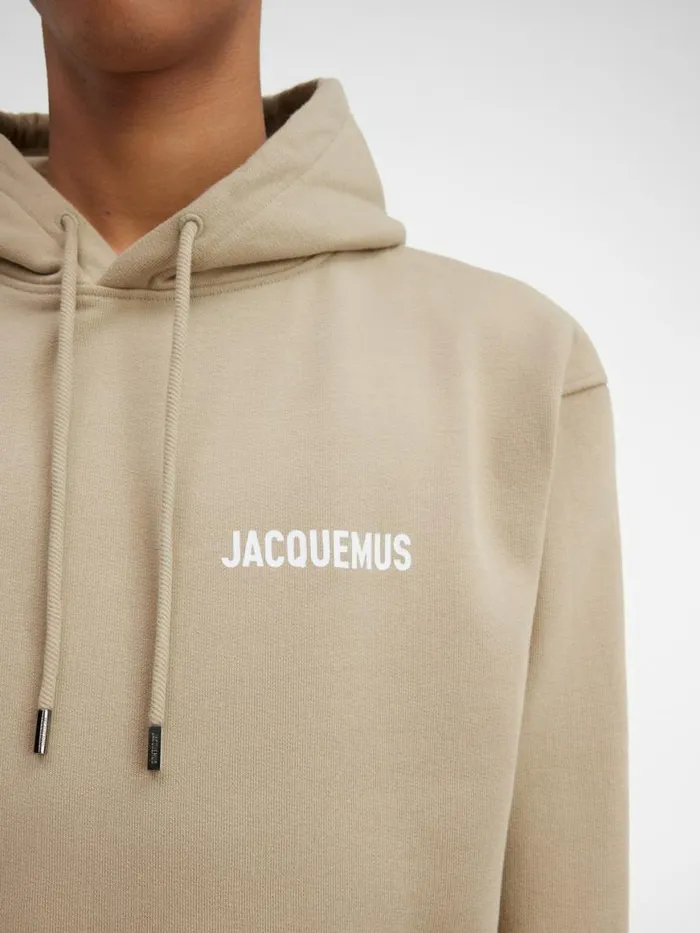 The Jacquemus Sweatshirt Light Khaki WomenMen JACQUEMUS Sweatshirts and Joggings The Jacquemus Sweatshirt Light Khaki WomenMen JACQUEMUS Sweatshirts and Joggings