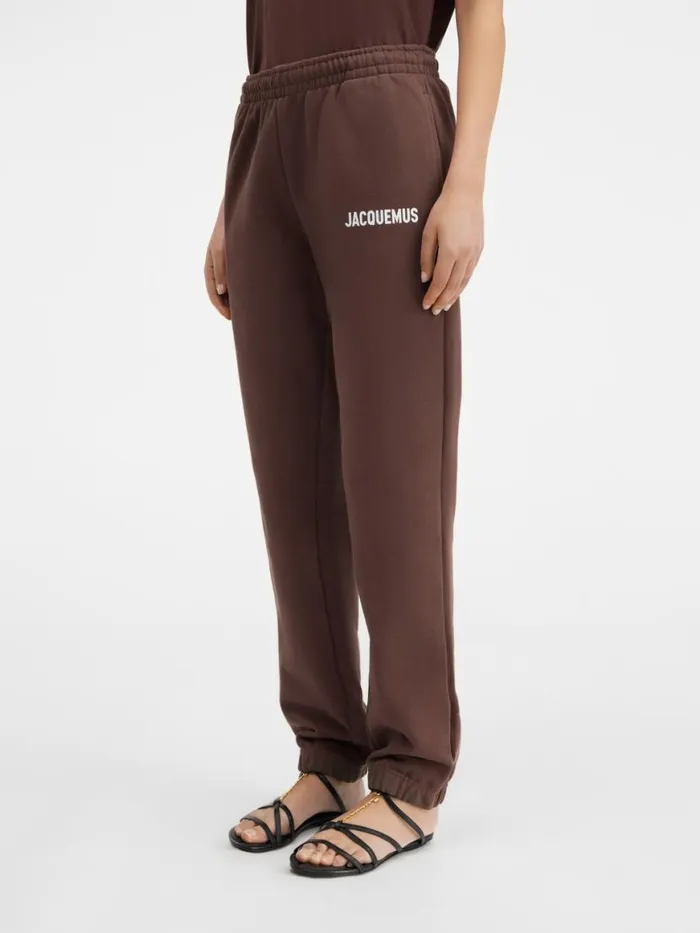 The Jacquemus Track Pants Brown WomenMen JACQUEMUS Sweatshirts and Joggings The Jacquemus Track Pants Brown WomenMen JACQUEMUS Sweatshirts and Joggings