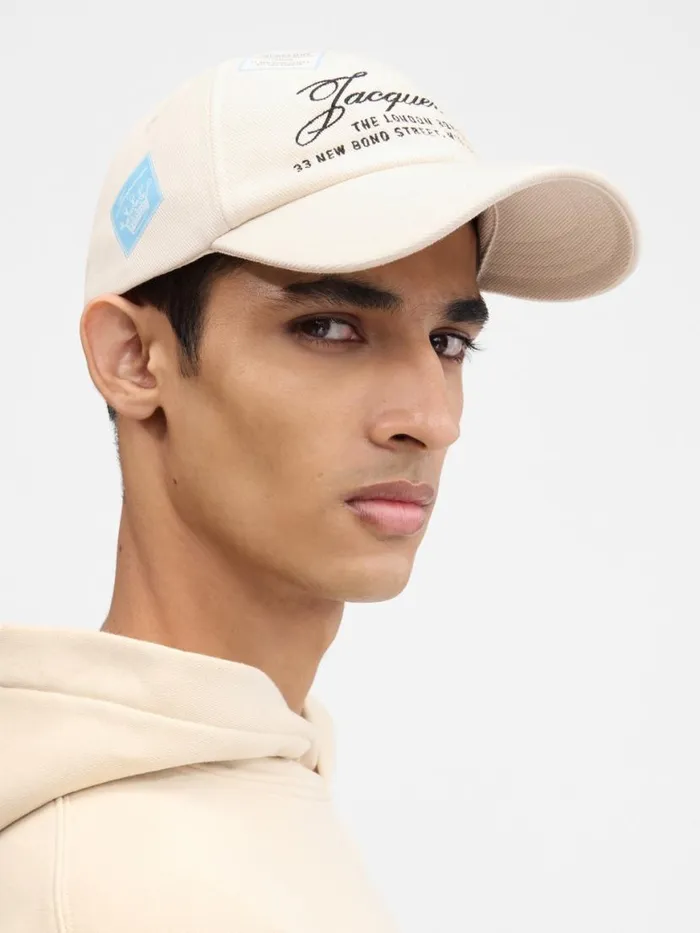 The London Baseball Cap Offwhite WomenMen JACQUEMUS Hats The London Baseball Cap Offwhite WomenMen JACQUEMUS Hats