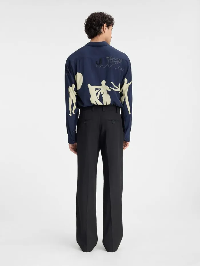 The Melo Pants Black Men JACQUEMUS Trousers and Shorts The Melo Pants Black Men JACQUEMUS Trousers and Shorts