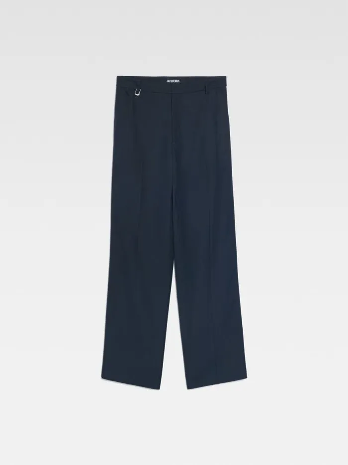 The Melo Pants Dark Navy Men JACQUEMUS Trousers and Shorts The Melo Pants Dark Navy Men JACQUEMUS Trousers and Shorts