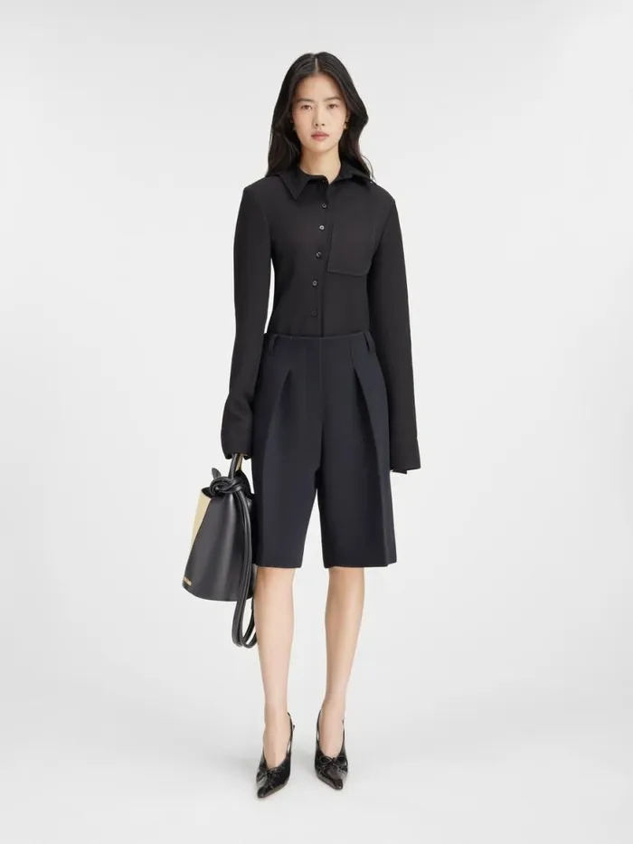 The Ovalo Bermuda Shorts Black Women JACQUEMUS Trousers and Shorts