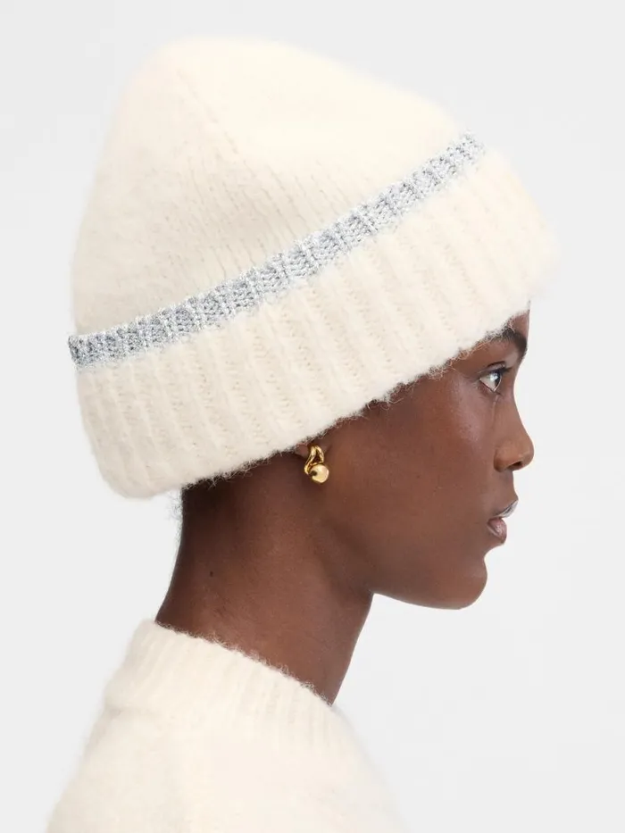 The Paoli Beanie Offwhite WomenMen JACQUEMUS Scarves Beanies and Gloves The Paoli Beanie Offwhite WomenMen JACQUEMUS Scarves Beanies and Gloves