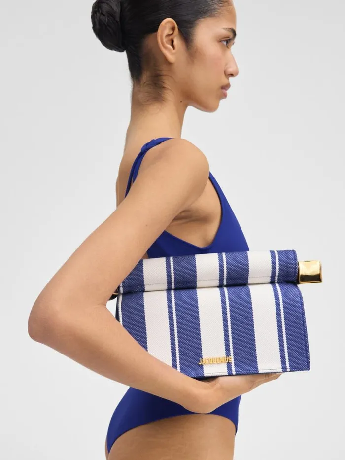 The Rond Carr Clutch Print Rayure Blue Women JACQUEMUS Crossbody and Handbags The Rond Carr Clutch Print Rayure Blue Women JACQUEMUS Crossbody and Handbags