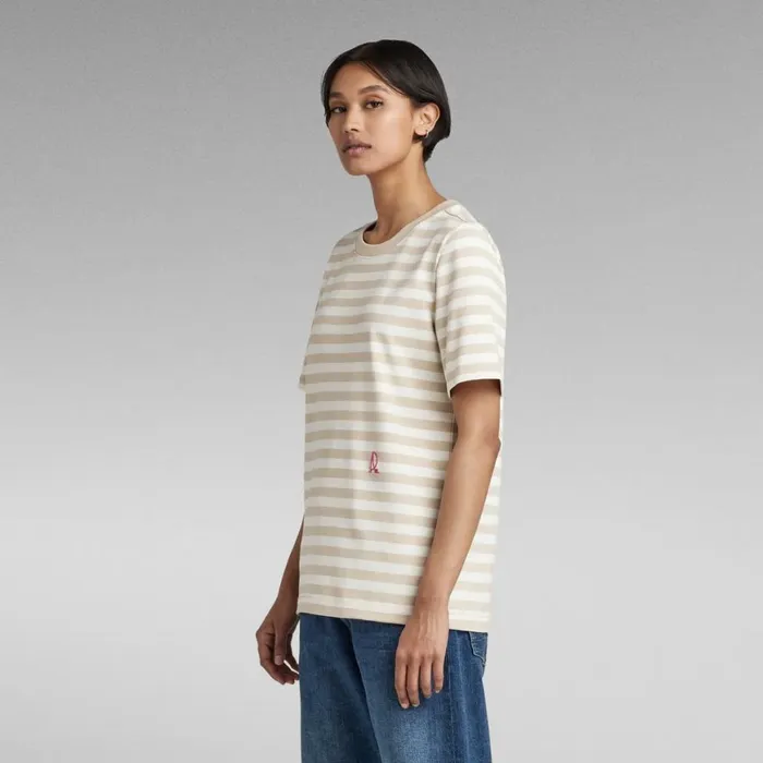 Tops and Tshirts Women GStar RAW Small Raw Graphic Stripe TShirt Papyrusbrown Rice Stripe