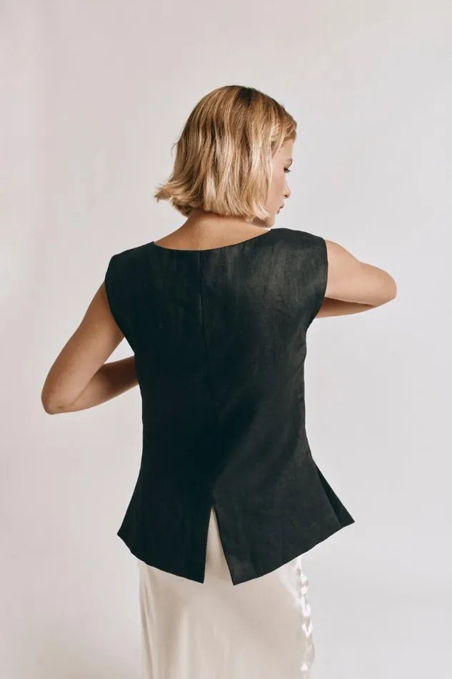 Vests Women VRG GRL Aria Vest Black Vests Women VRG GRL Aria Vest Black