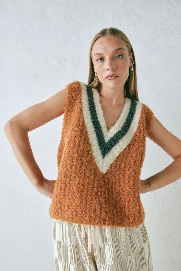 Vests Women VRG GRL Macy Knit Vest Burnt Orange