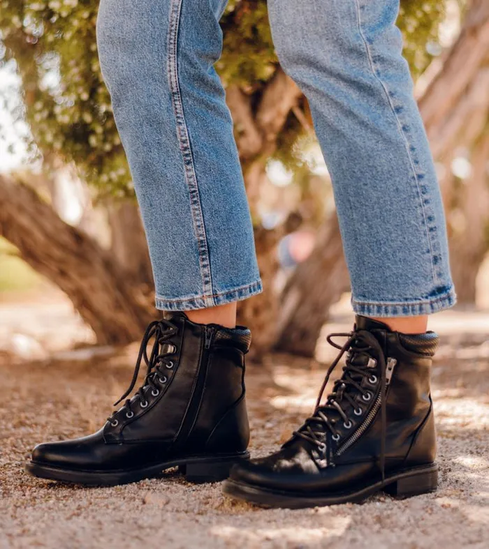 Women Baretraps Booties Holden Lace Up Bootie Black Women Baretraps Booties Holden Lace Up Bootie Black