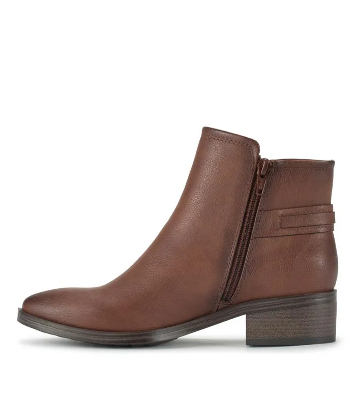 Women Baretraps Booties Maddy Bootie Oak Women Baretraps Booties Maddy Bootie Oak