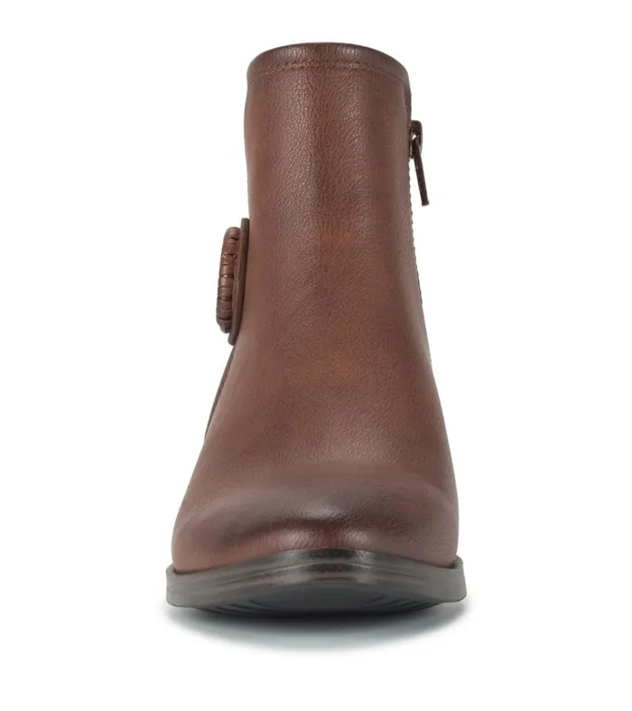 Women Baretraps Booties Maddy Bootie Oak Women Baretraps Booties Maddy Bootie Oak