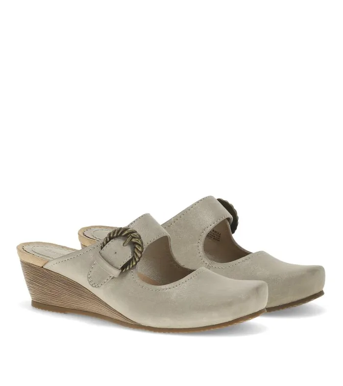 Women Baretraps Clogs and Mules Luna Mary Jane Mule Champagne