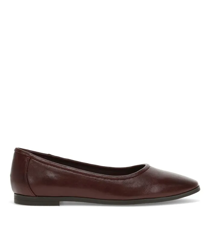 Women Baretraps Flats and Loafers Tania Casual Flat Bloodstone Women Baretraps Flats and Loafers Tania Casual Flat Bloodstone
