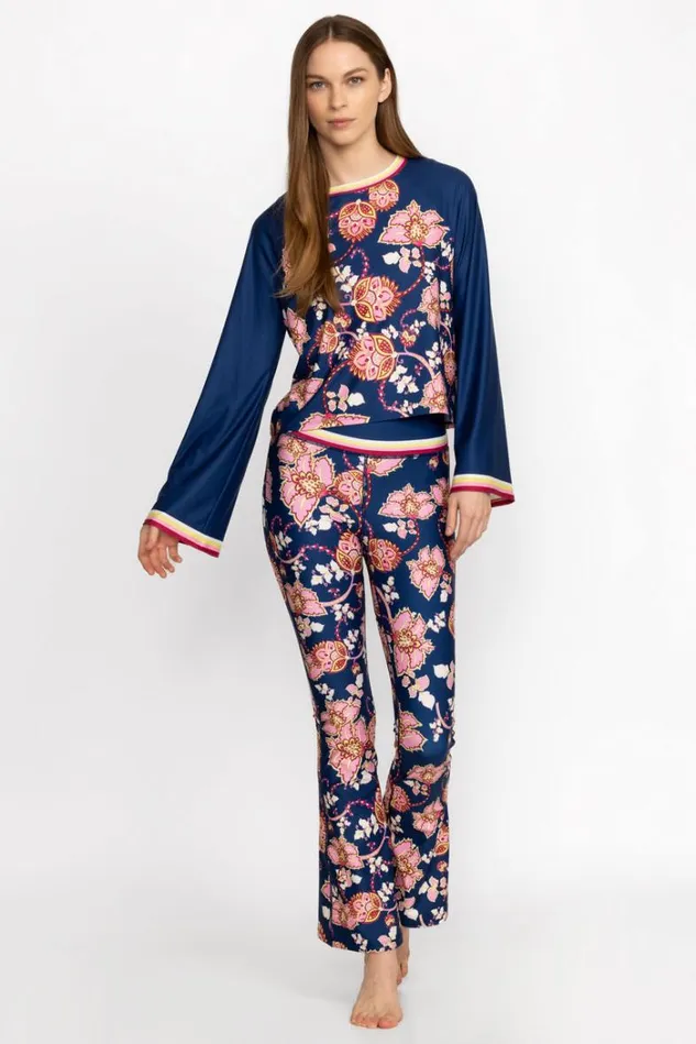 Women Bee Active Kimono Sleeve Swing Tee Montreux Johnny Was Active Women Bee Active Kimono Sleeve Swing Tee Montreux Johnny Was Active