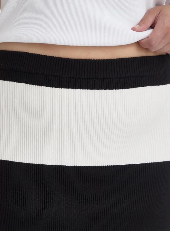 Women Black And Cream Plus Size Stripe Knitted Maxi Skirt Jacqueline 4th and Reckless Plus Size