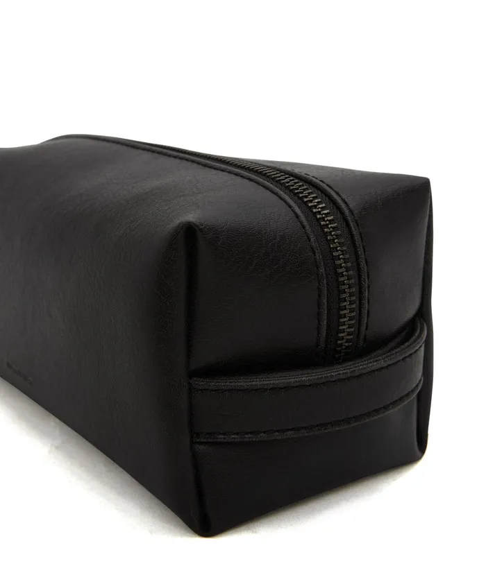 Women Blair Vegan Toiletry Case 8211 Vintage Black Matt and Nat Travel