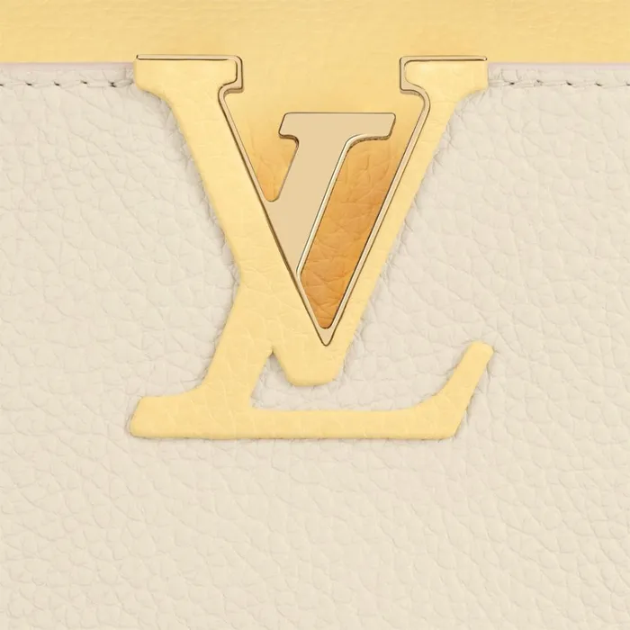 Women Capucines Bag Louis Vuitton Louis Vuitton M59883 Capucines MM Cream 8211 Louis Vuitton Handbag Store